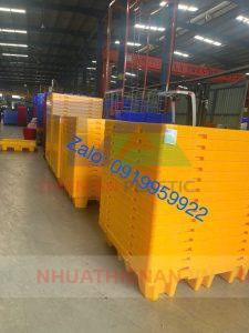Pallet chống tràn Tân Hoa Thịnh