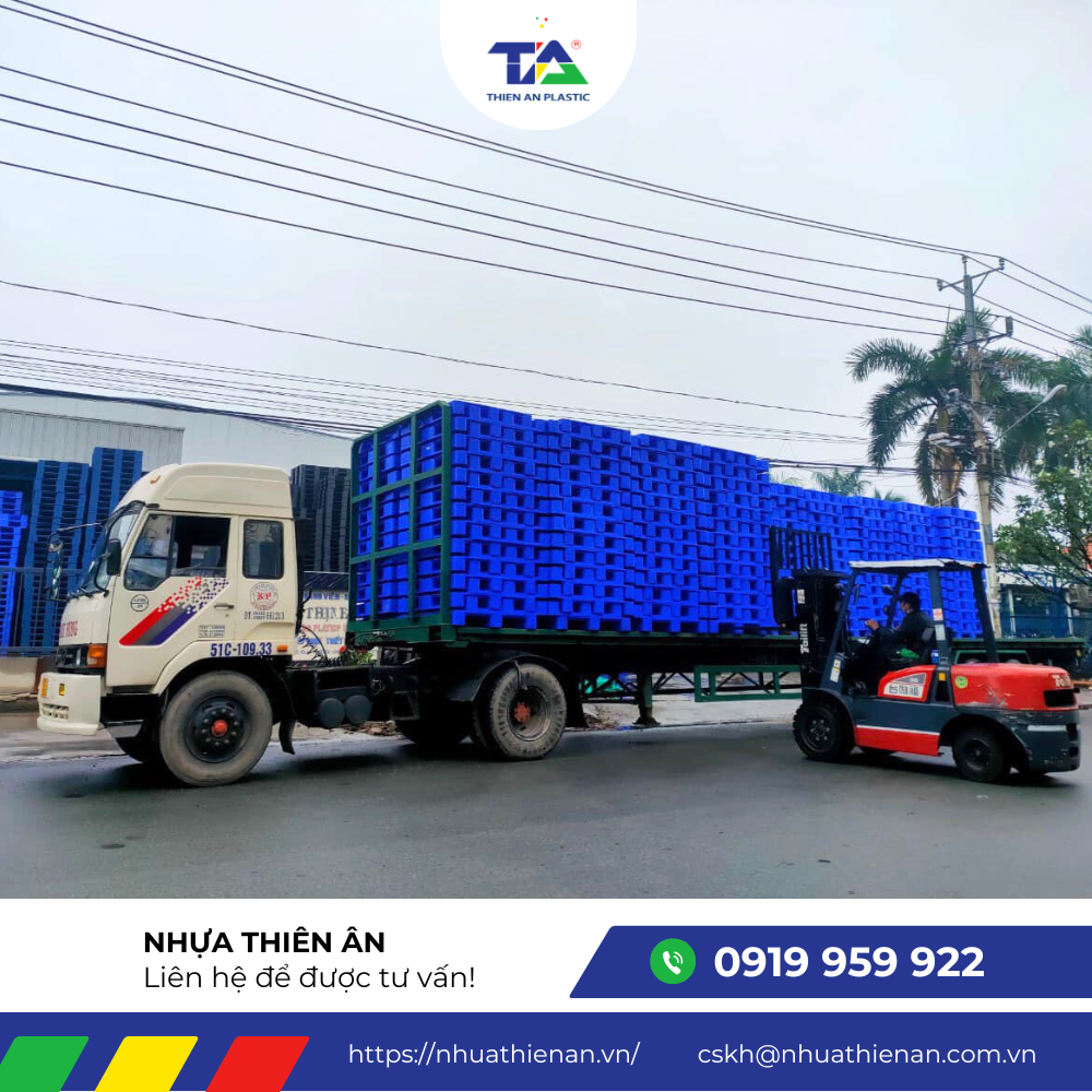 Nhựa Thiên Ân cung cấp pallet kê sầu riêng chất lượng cao, đáp ứng tiêu chuẩn lưu kho và vận chuyển