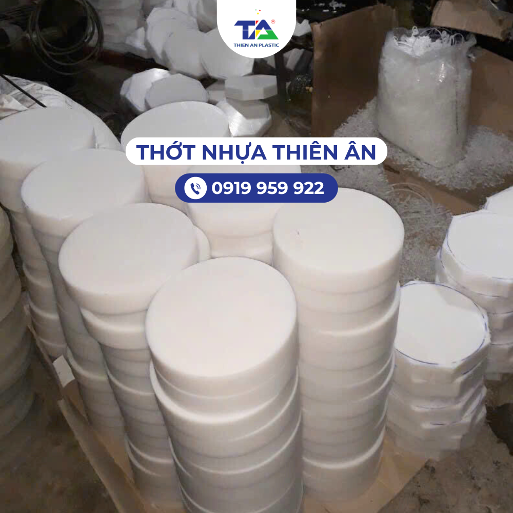 Thớt Nhựa Thiên Ân kháng hóa chất cao và chịu nhiệt tốt